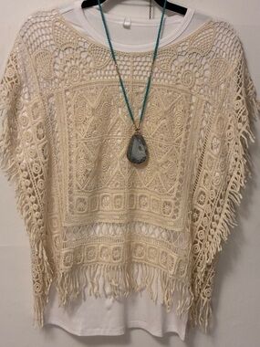 NWOT Chico’s Boho Crochet Fringe Top - Cream